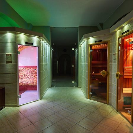 Hotel Na Polboru Sieradz Esterno foto
