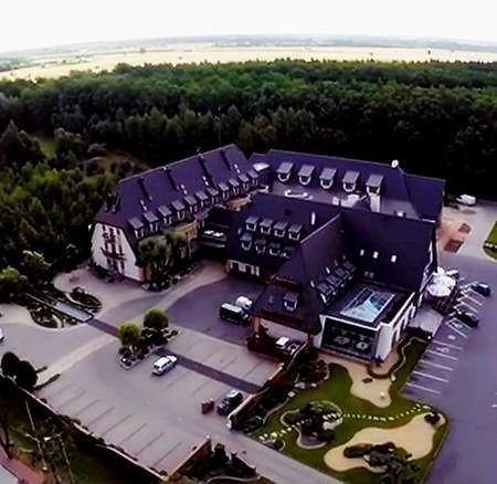 Hotel Na Polboru Sieradz Esterno foto