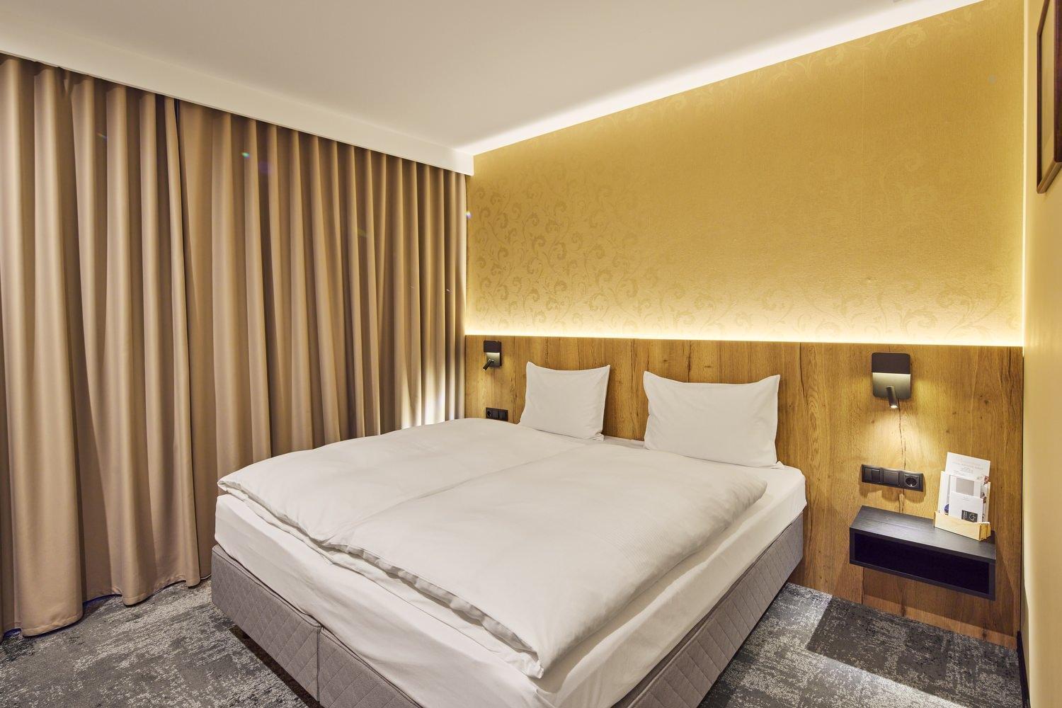 Hotel Na Polboru Sieradz Esterno foto